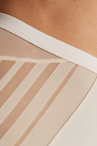 Luna Taillenslips mit breitem Bund beige