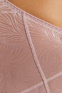 Cate Taillenslip mit Stickerei